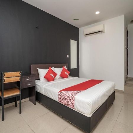 Oyo 1167 Rest And Go Hotel กลัง ภายนอก รูปภาพ