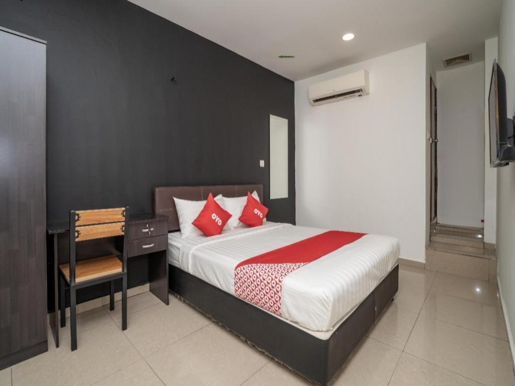 Oyo 1167 Rest And Go Hotel กลัง ภายนอก รูปภาพ