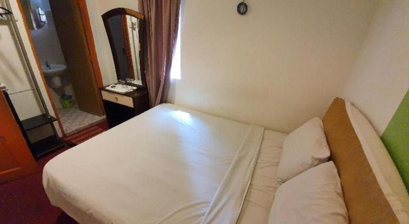 Oyo 1167 Rest And Go Hotel กลัง ภายนอก รูปภาพ