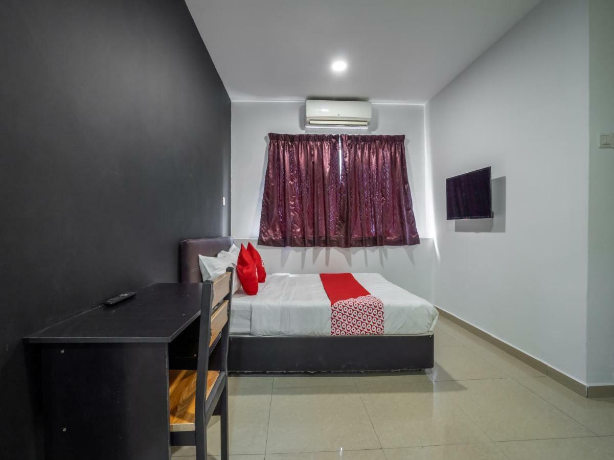 Oyo 1167 Rest And Go Hotel กลัง ภายนอก รูปภาพ