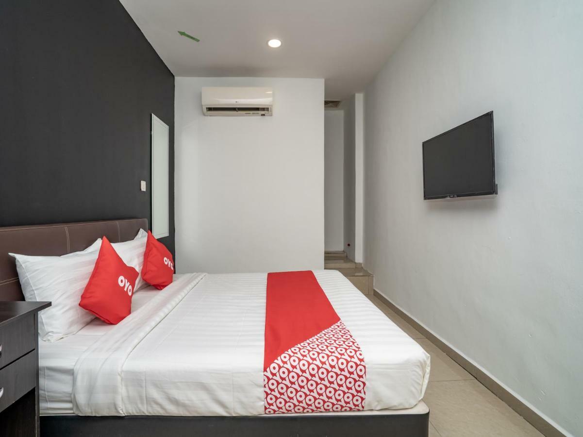 Oyo 1167 Rest And Go Hotel กลัง ภายนอก รูปภาพ