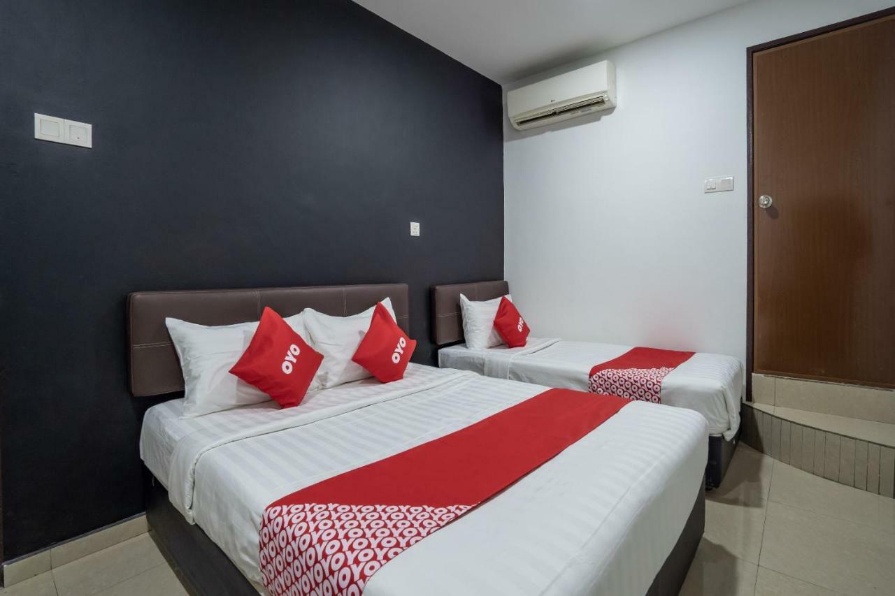 Oyo 1167 Rest And Go Hotel กลัง ภายนอก รูปภาพ