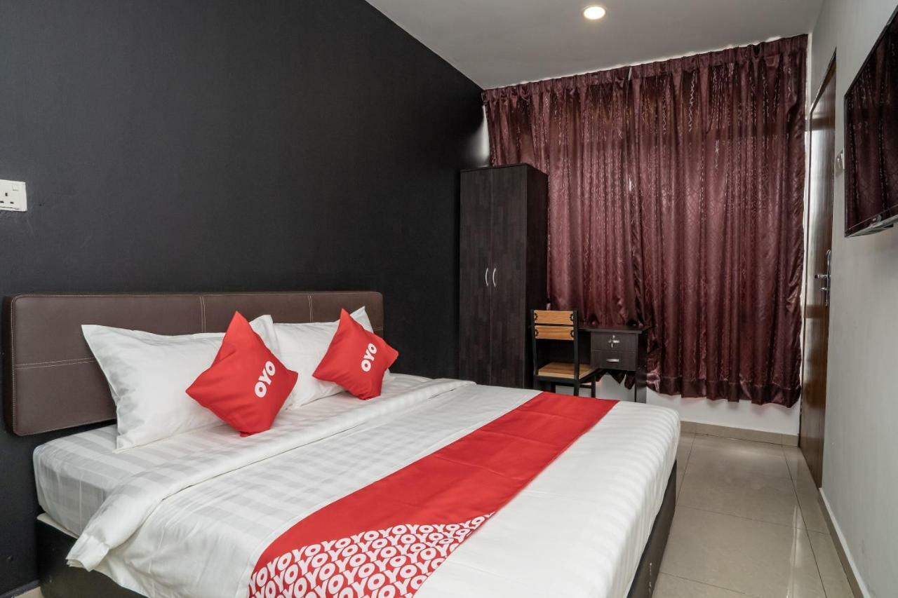 Oyo 1167 Rest And Go Hotel กลัง ภายนอก รูปภาพ