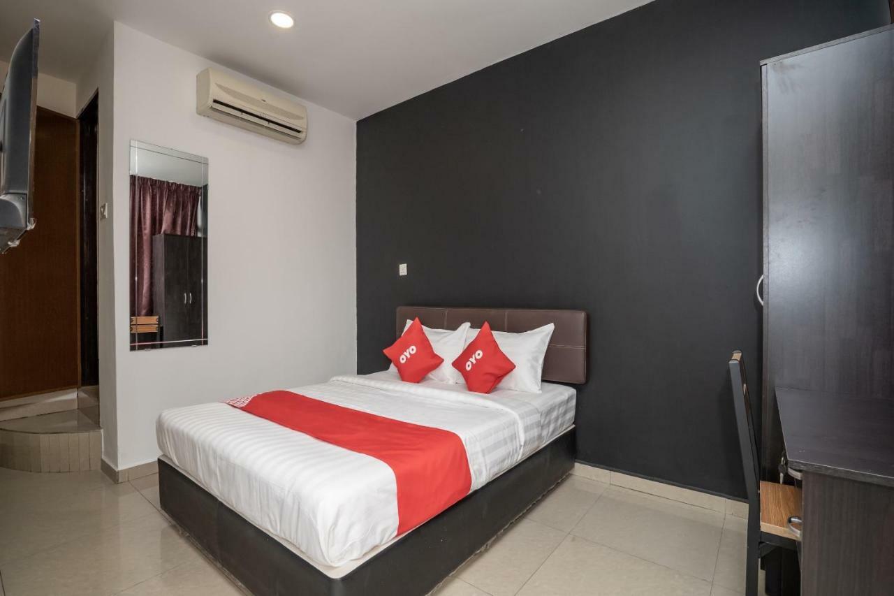 Oyo 1167 Rest And Go Hotel กลัง ภายนอก รูปภาพ